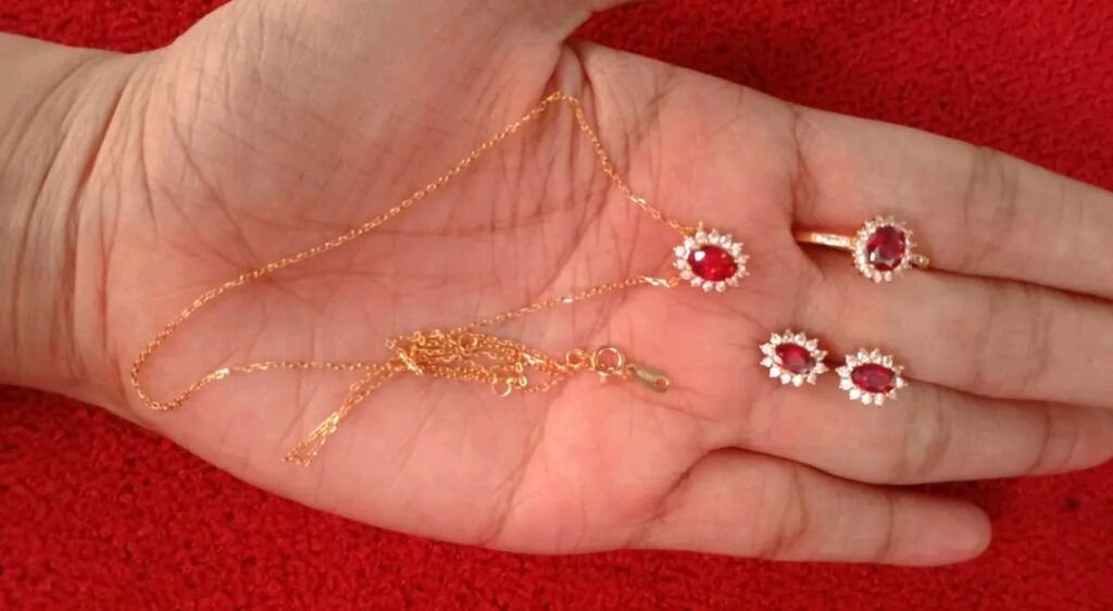 Image #1 from Fahira